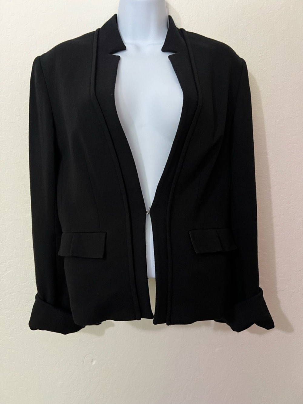 Calvin Klein - Women’s Black Open-Front Blazer Jacket With Front Hook